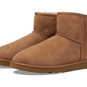 Classic Mini Chestnut Boots